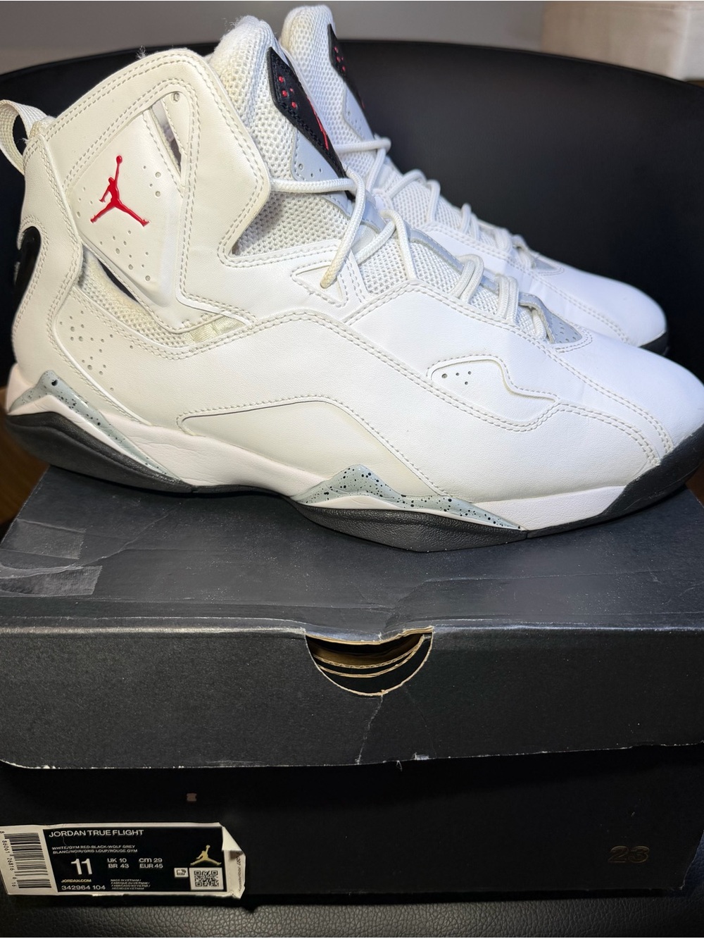 Jordan True Flight White Cement Sneakers Mens Size 11 Box